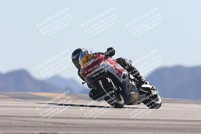 media/Oct-30-2025-Racers Edge (Thu) [[dabbdaf680]]/3-B Group/Session 4 Turn 9/